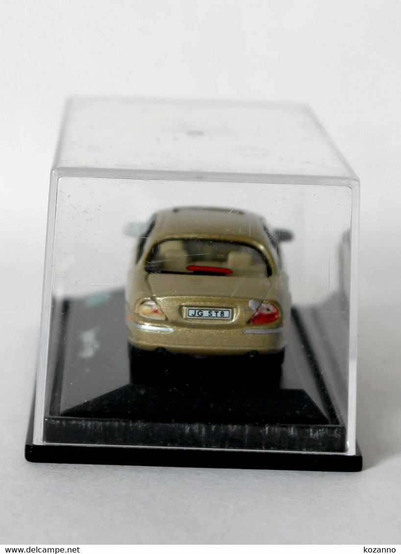 ANCIENNE VOITURE MINIATURE - JAGUARS S-TYPE CARARAMA  ECH 1:76 MODELE AUTOMOBILE (35) - Echelle 1:76