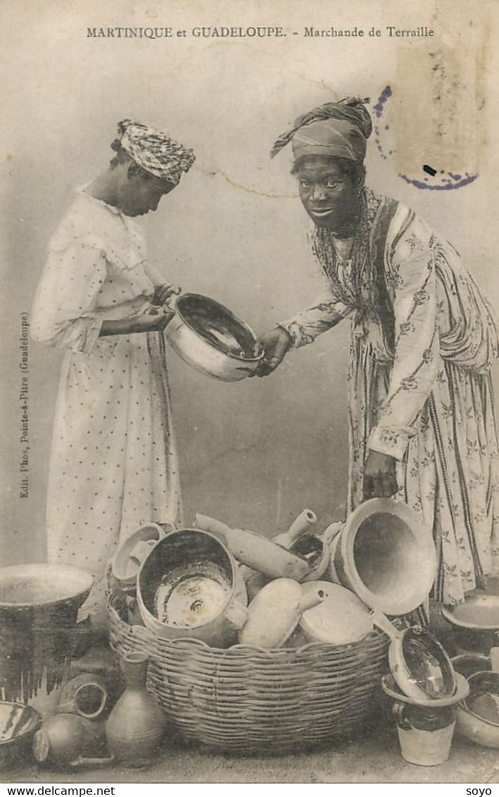 Marchande De Terraille Antilles Guadeloupe Martinique  . Terre Cuite . Poterie. Pottery - Verkopers