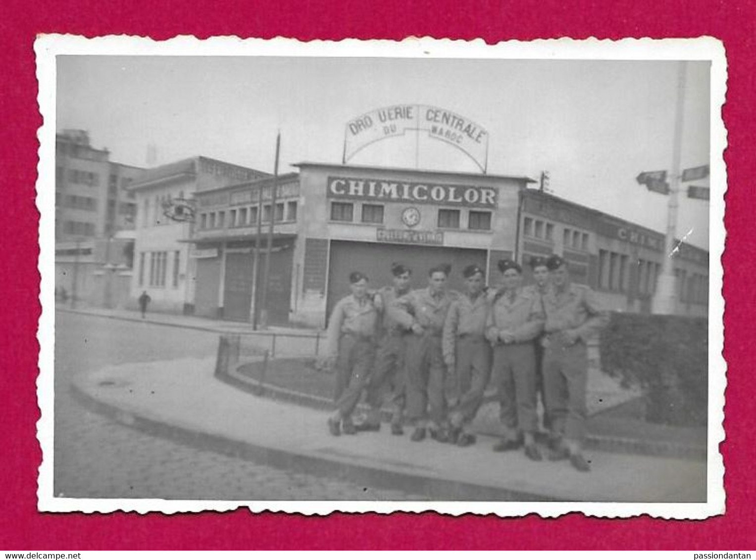 Vingt-cinq Photographies En Noir Et Blanc - Souvenirs Du Service Militaire Au Maroc - Krieg, Militär