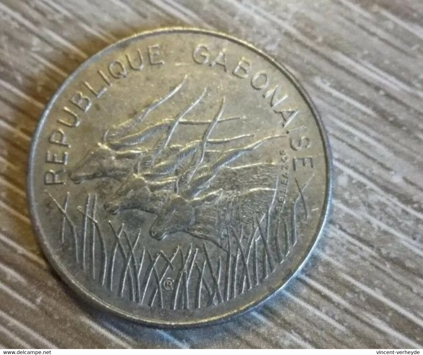 100 Francs Gabon 1972 En L Etat Sur Les Photos - Gabón