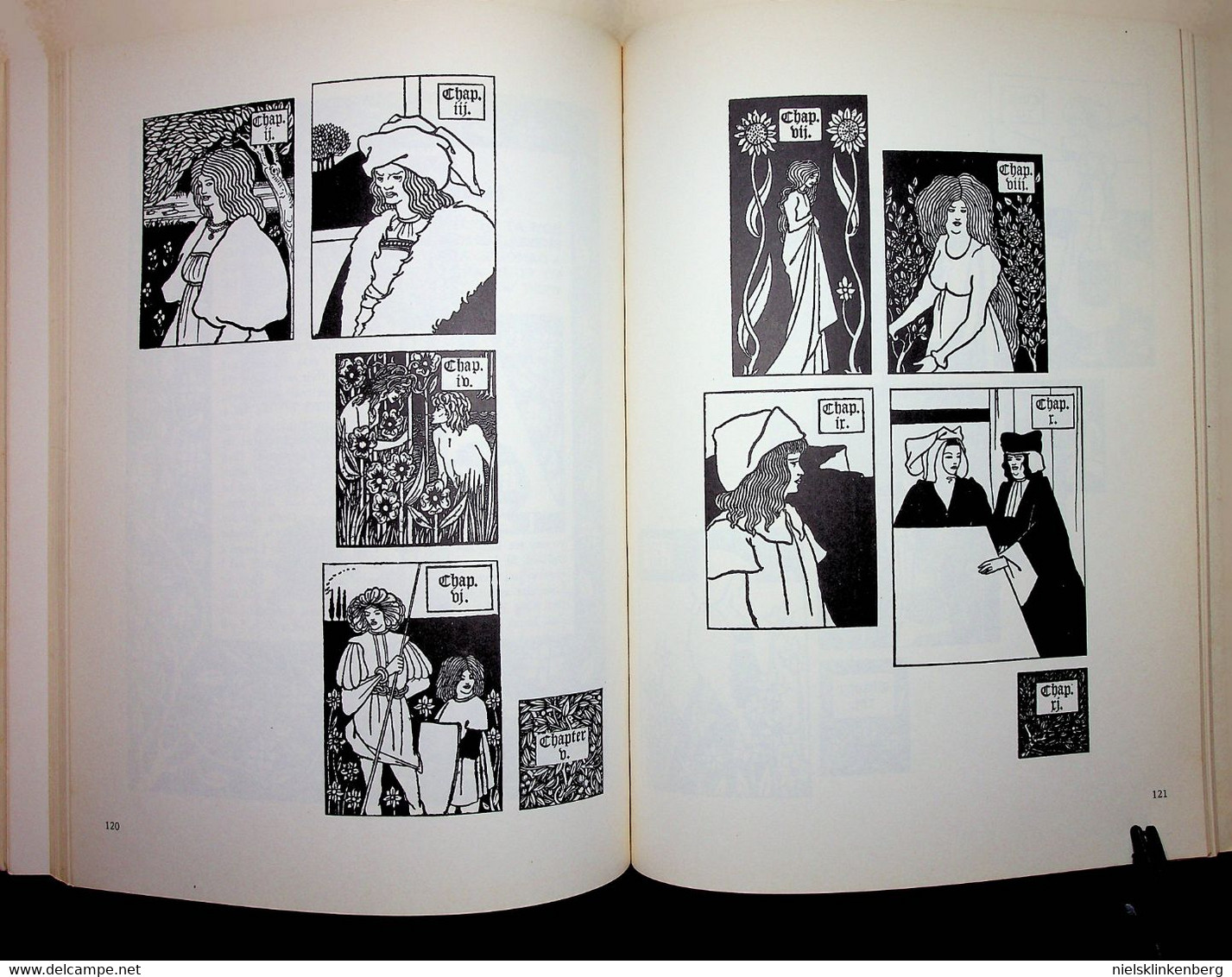 Vier boeken van en over Aubrey Beardsley