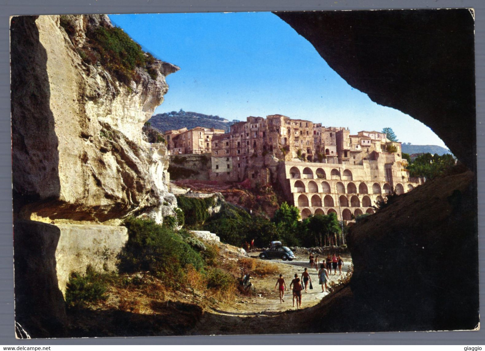 °°° Cartolina - Tropea Scorcio Panoramico Viaggiata (l) °°° - Catanzaro