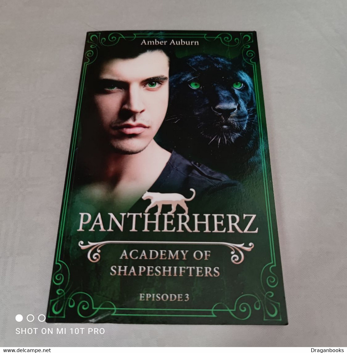 Amber  Auburn - Pantherherz Episode 3 - Academy Of Shapeshifters - Fantasia