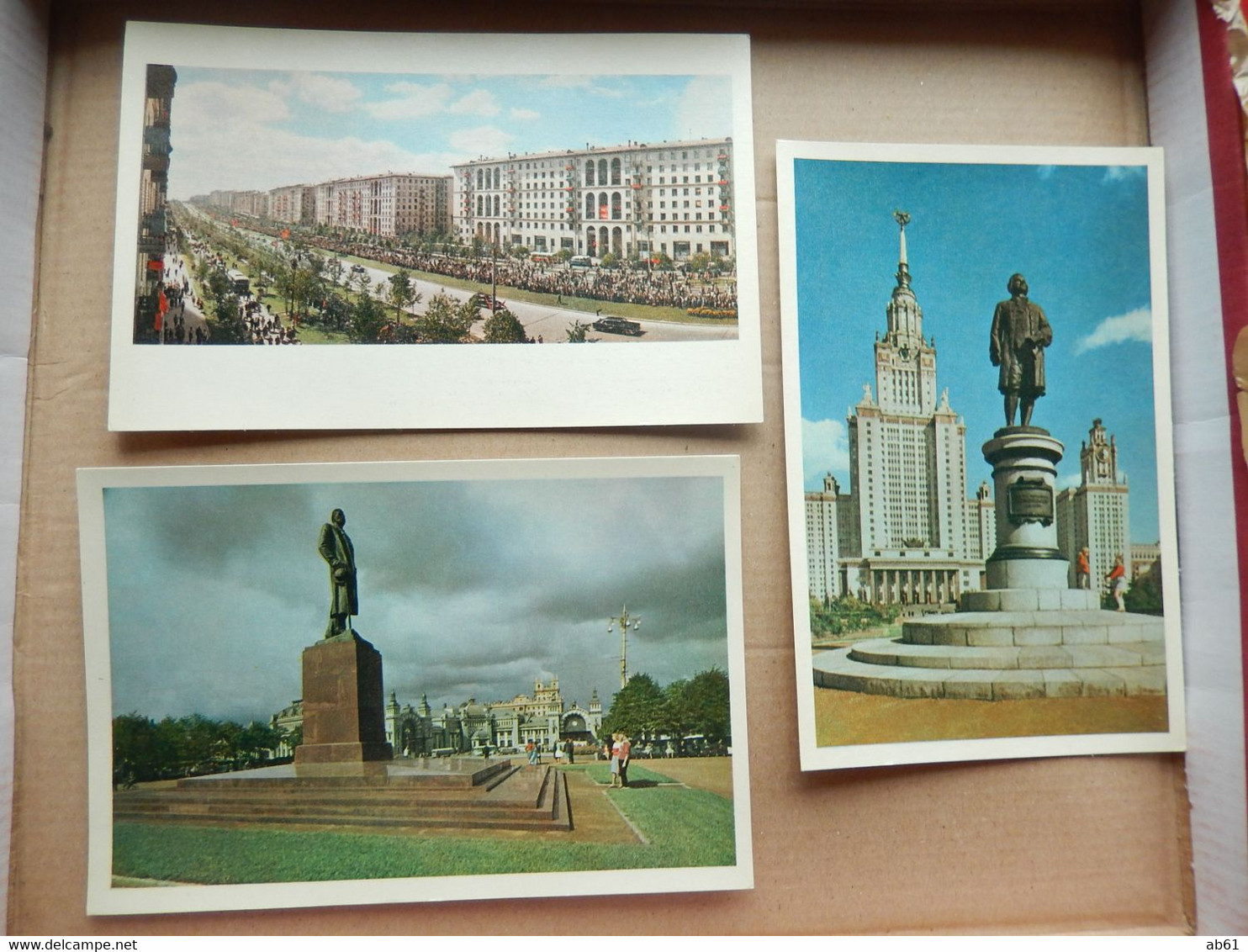 Russie ( Moscou Lot De 28 Carte Postales Dans Une Pochette ) Neuves  Editions Du Progres Moscou - 5 - 99 Postcards