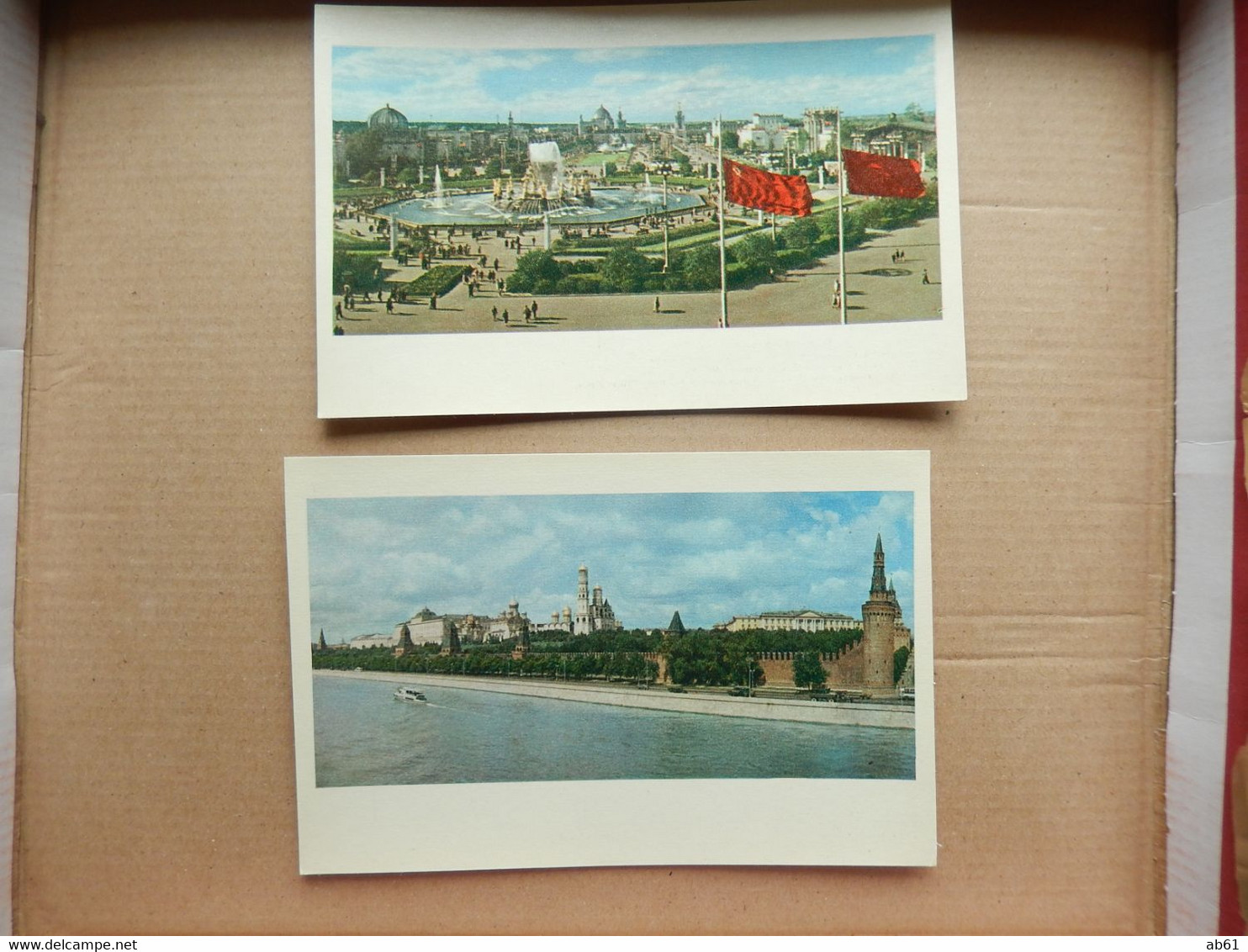 russie ( moscou lot de 28 carte postales dans une pochette ) neuves  editions du progres moscou