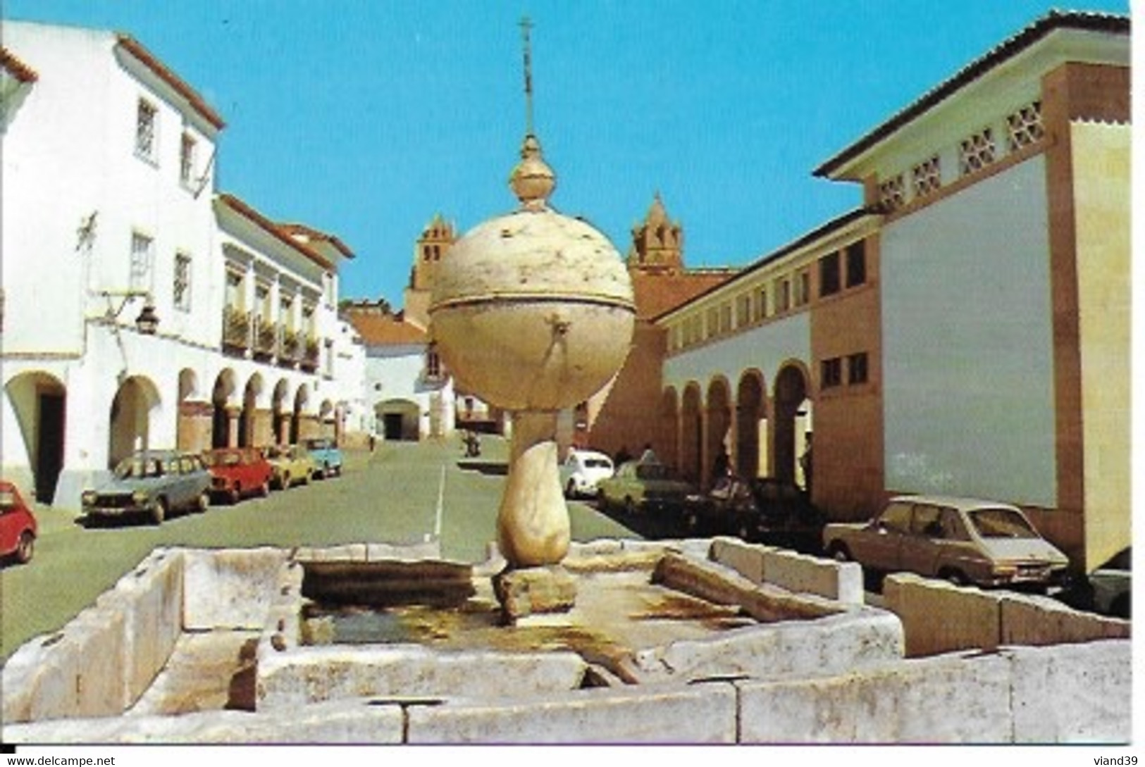 Evora - Largo Das Portas De Moura - Fonte Renascentista - Placette Des Portes De Moura - Font De Renaissance - Evora