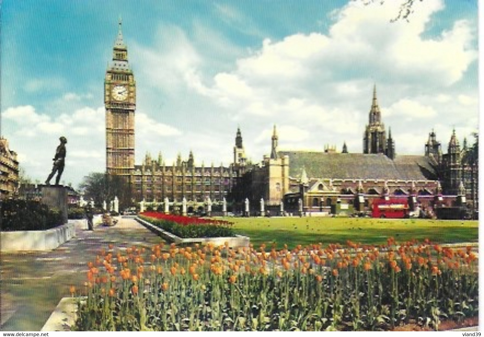 Big Ben And Parliament Square - Houses Of Parliament