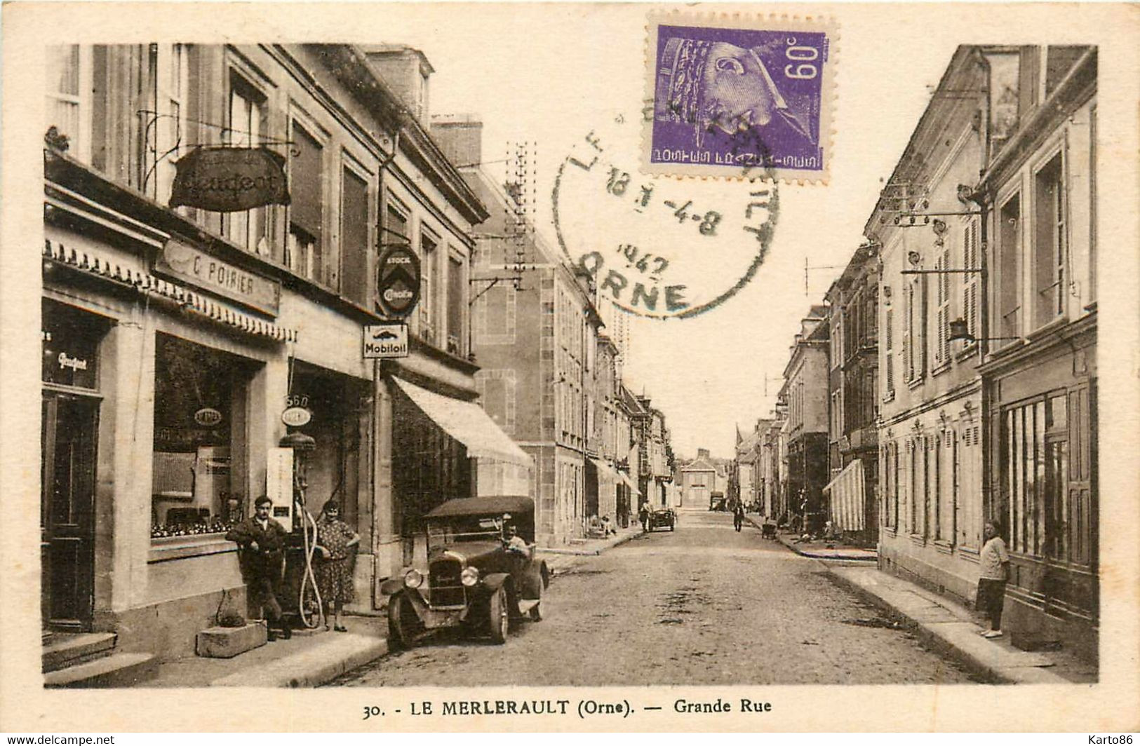 Le Merlerault * La Grande Rue * Automobile Voiture Ancienne * Pompe à Essence - Le Merlerault