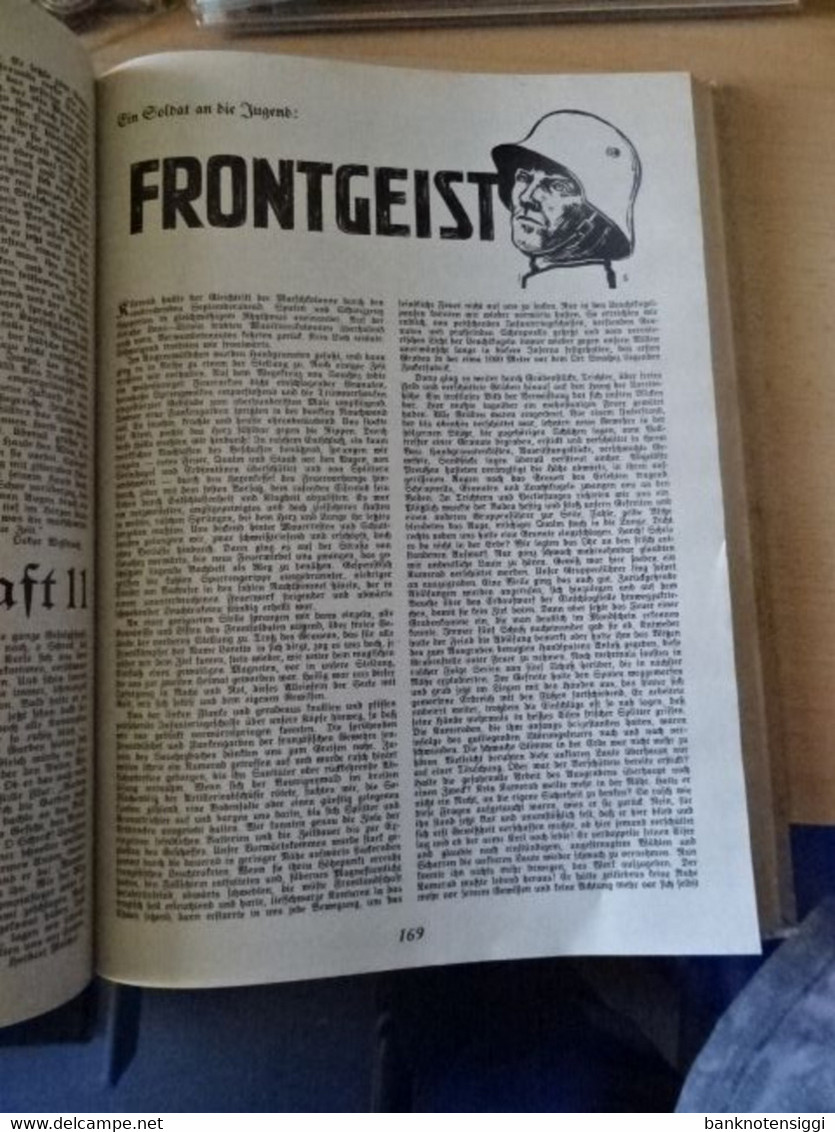 Schülerzeitzung "Hilf mit!" als Buch gebunden.  vom  1 Januar - 1 Dezember  1937