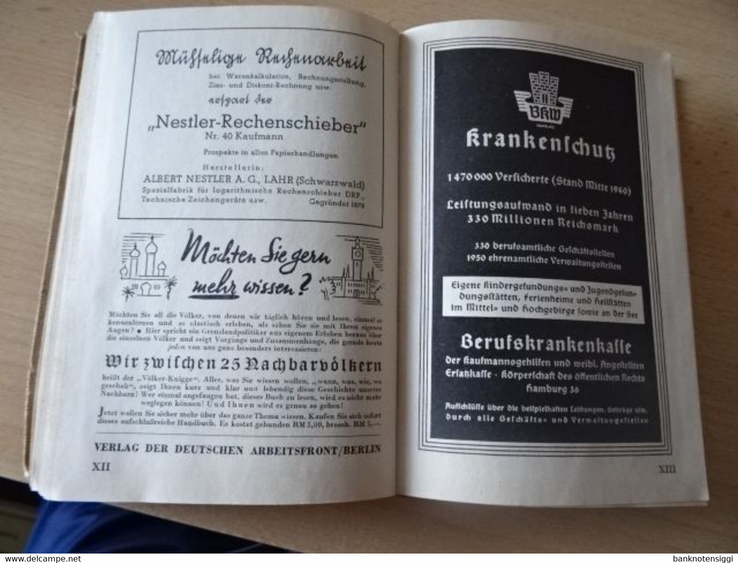 Schülerzeitzung "Hilf mit!" als Buch gebunden.  vom  1 Januar - 1 Dezember  1937