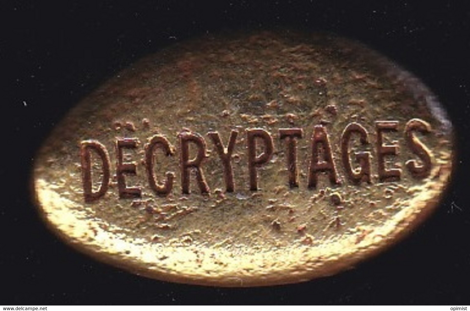 69514- Pin's -Décryptages.signé Decat Paris. - Médias