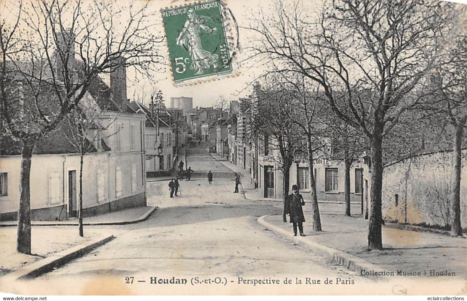 Houdan        78         Perspective De La Rue De Paris         (voir Scan) - Houdan