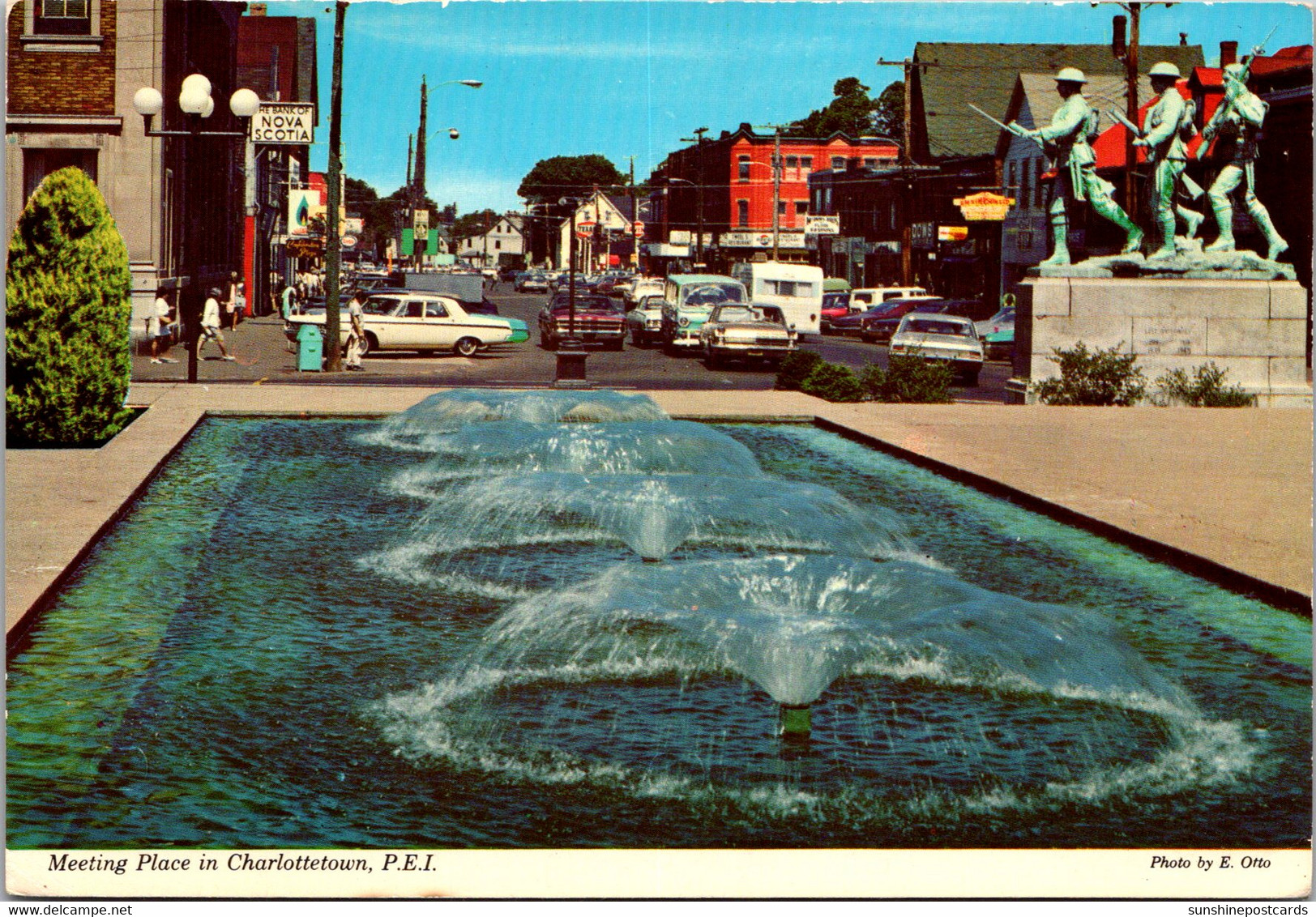 Canada Prince Edward Island Charlottetown Soldiers Monument And Fountain - Charlottetown