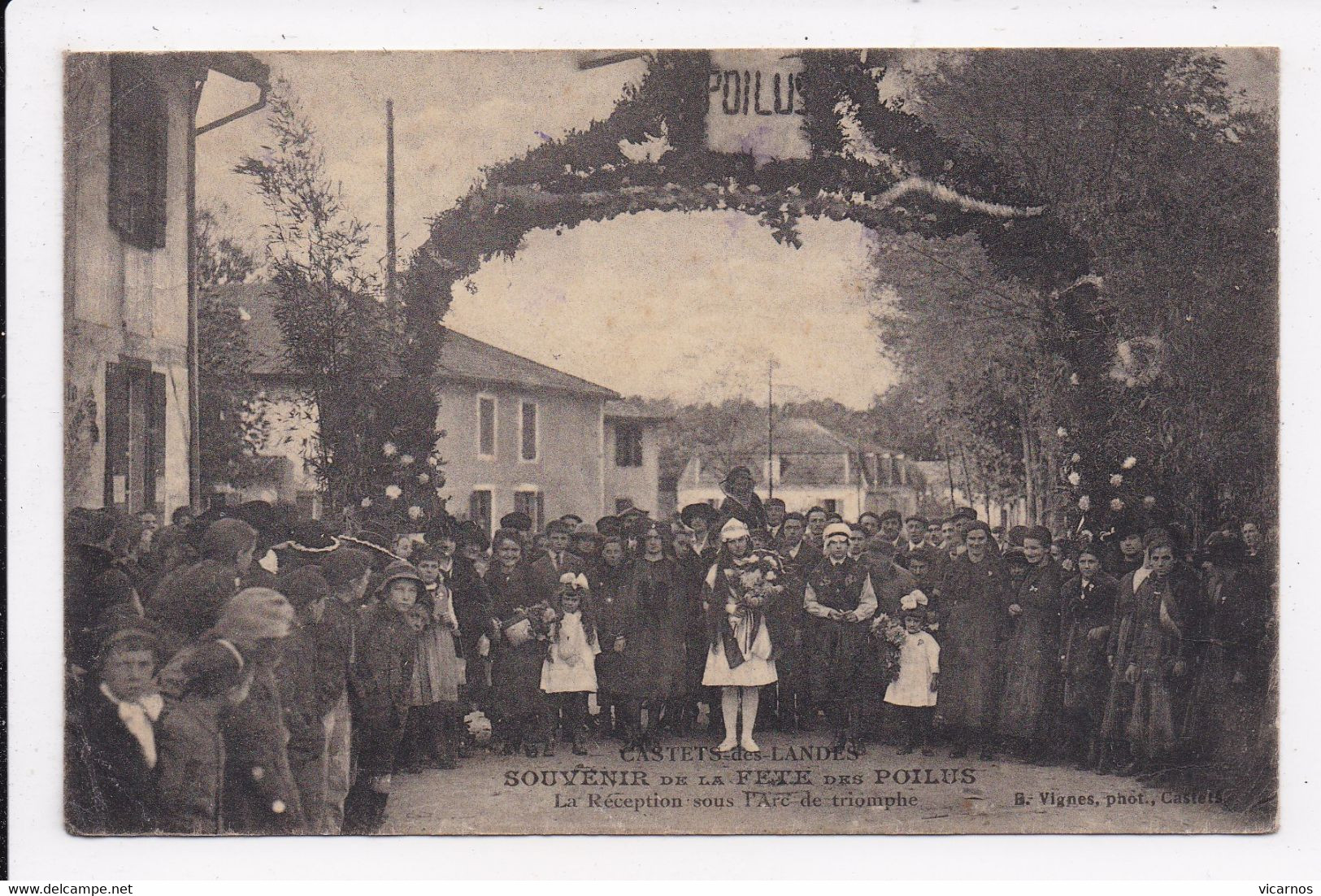 CP 40 CASTETS DES LANDES Souvenir De La Fête Des Poilus.La Réception Sous L'arc De Triomphe - Castets