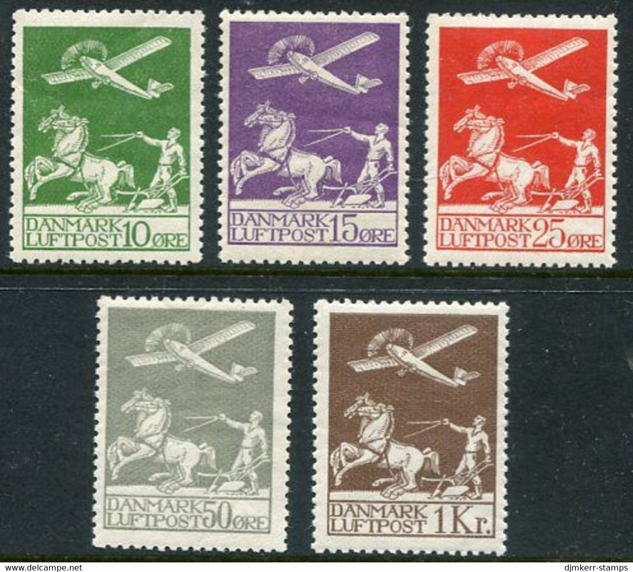 DENMARK 1925-29 Airmail Set MNH / **.  Michel 143-45, 180-81, Facit 213-17. - Nuovi