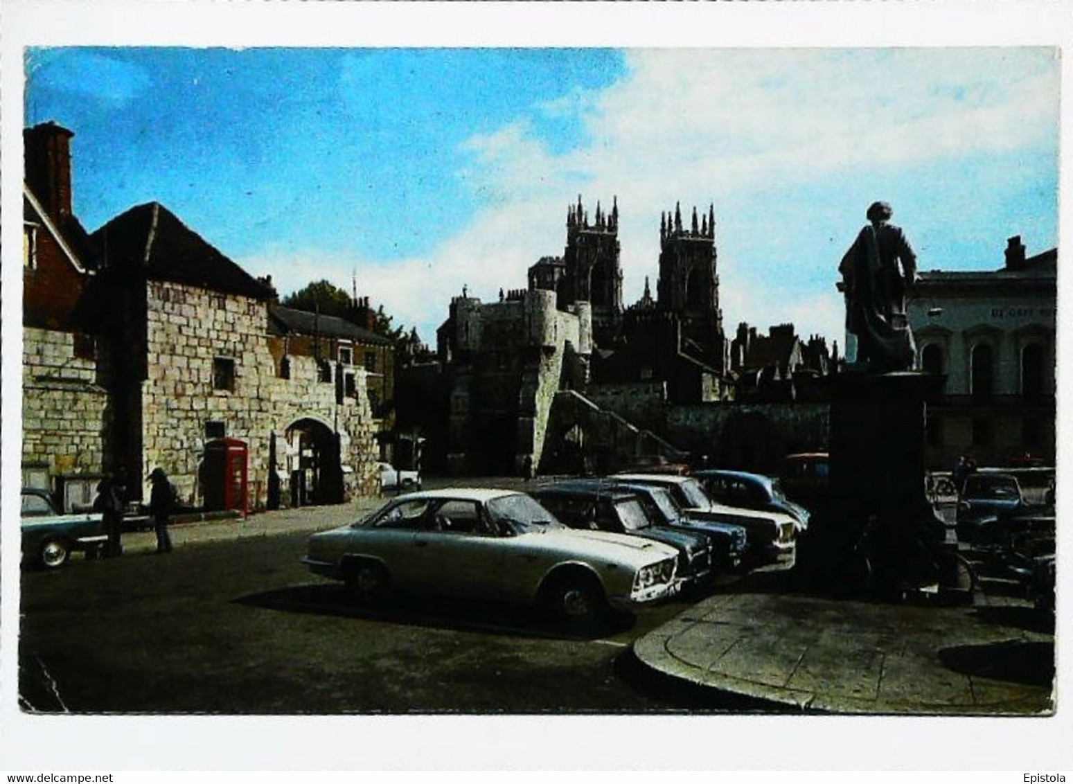 ►  ALFA ROMEO 2600 Sprint - YORK (GB)  - Yorkshire The Minster And Bootham Bar - Reproduction Editions Drivers - York