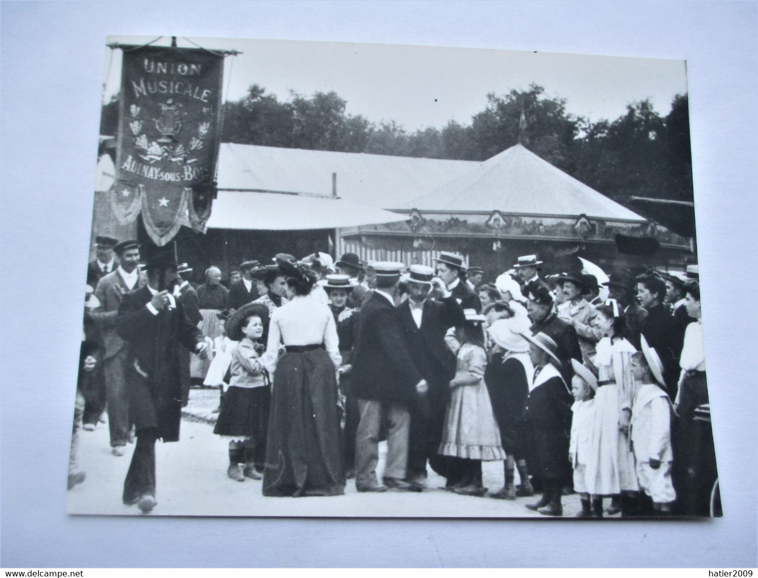 AULNAY Sous BOIS - PHOTO Argentique - FETE FORAINE Avec Manege Et Passage De La  FANFARE - Tbe - Aulnay Sous Bois