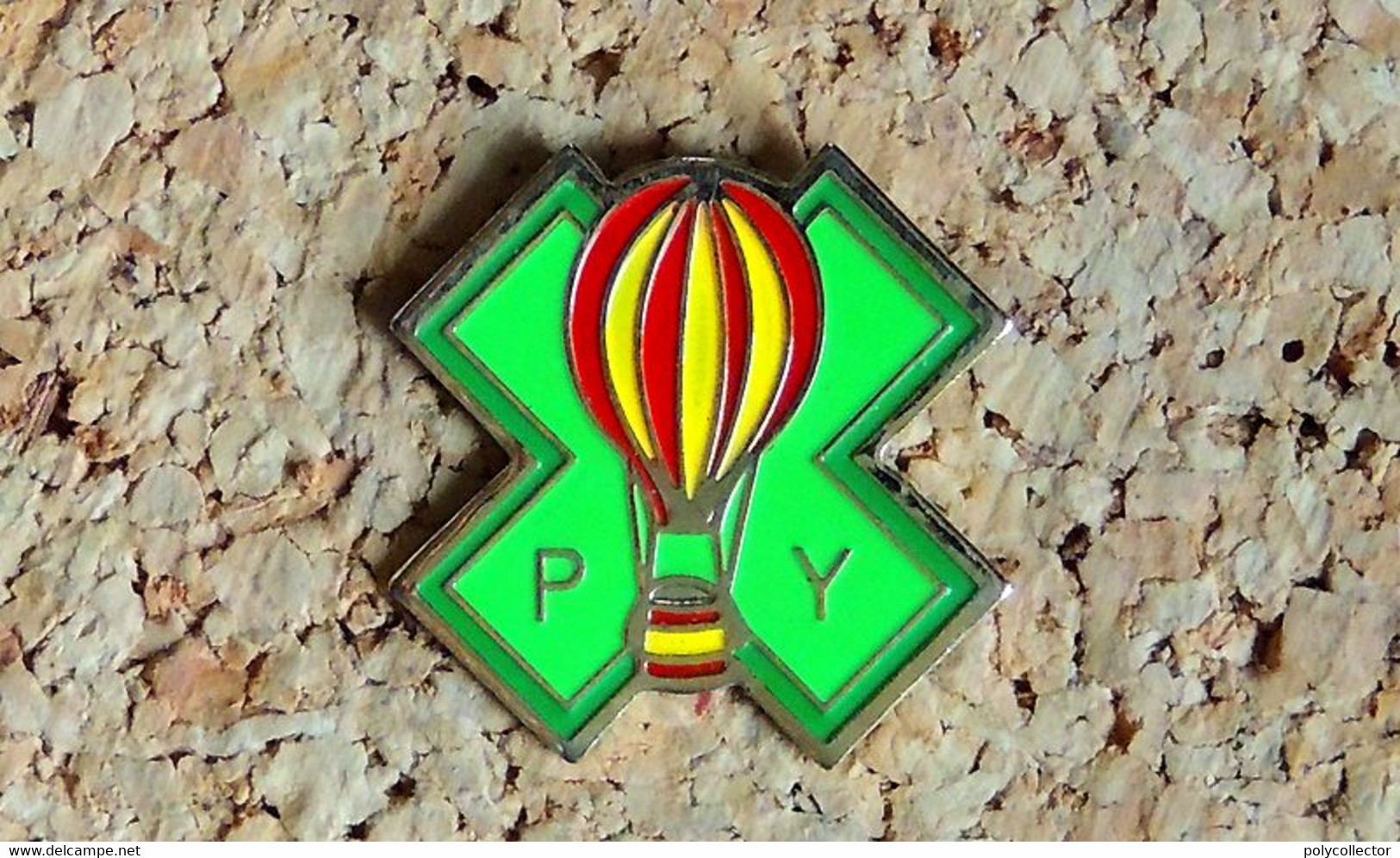 Pin's BALLON MONTGOLFIERE - Pharmacie PY - Peint Cloisonné - Fabricant PIN'S MEDIA - Avions