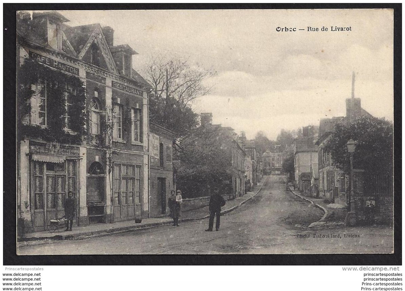 CPA 14 Orbec Rue De Livarot - Orbec