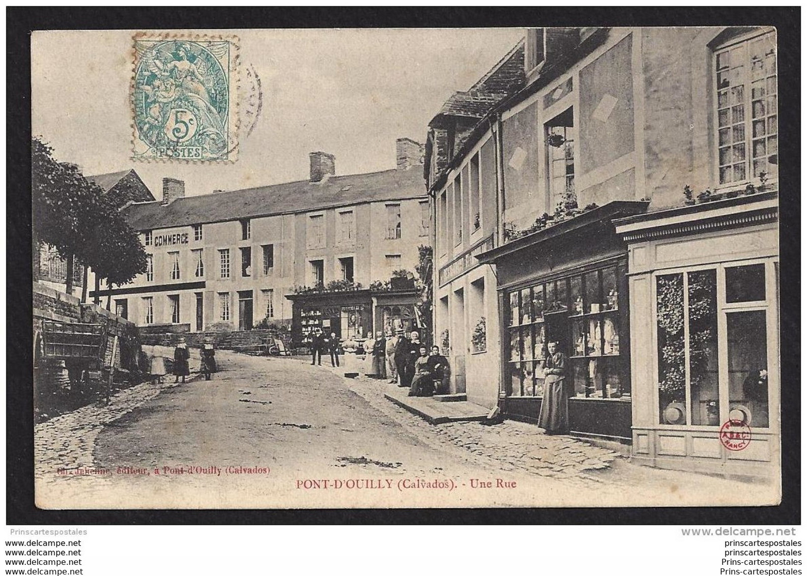 CPA 14 Pont D'Ouilly Une Rue - Pont D'Ouilly