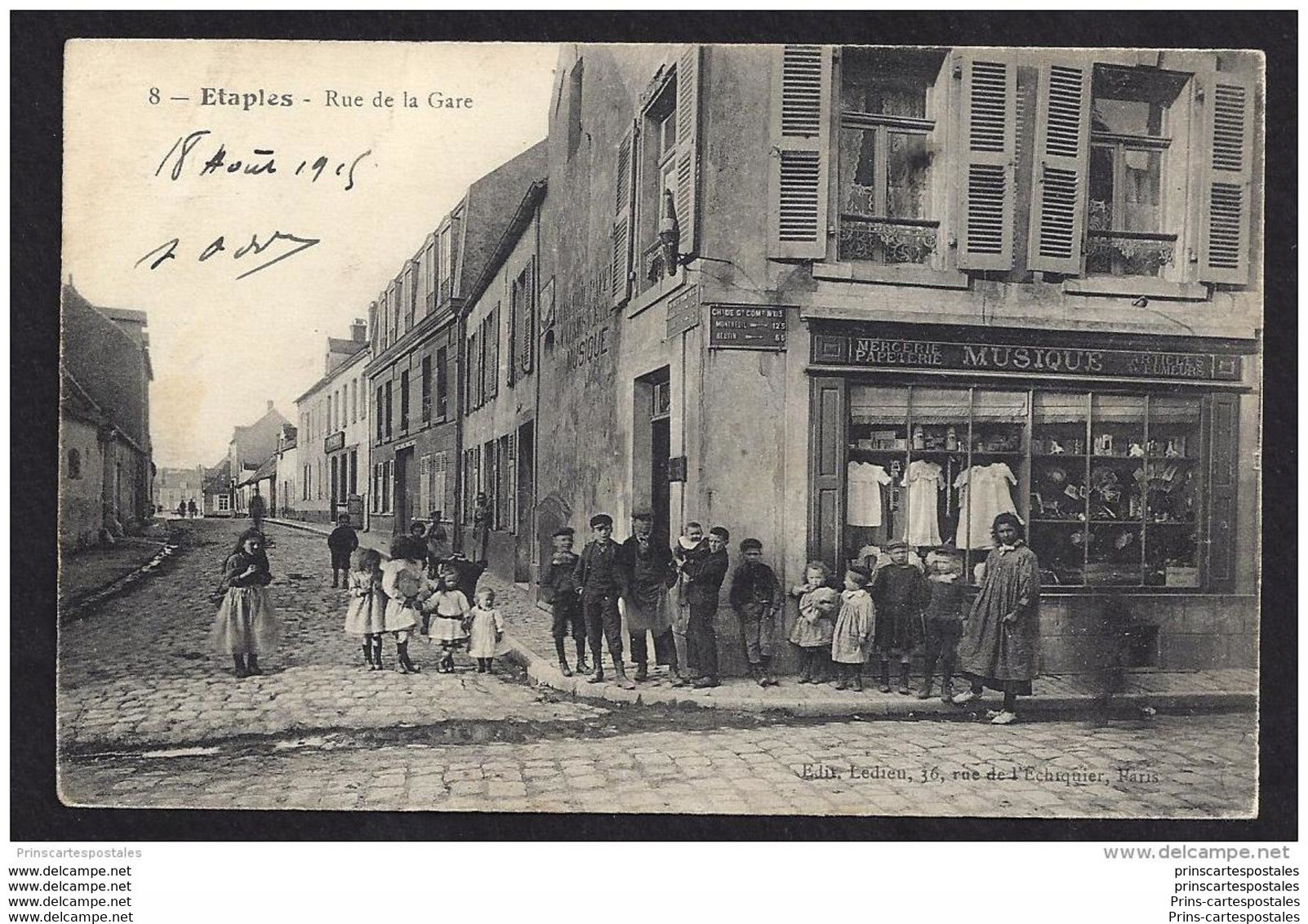 CPA 62 Etaples Rue De La Gare - Etaples