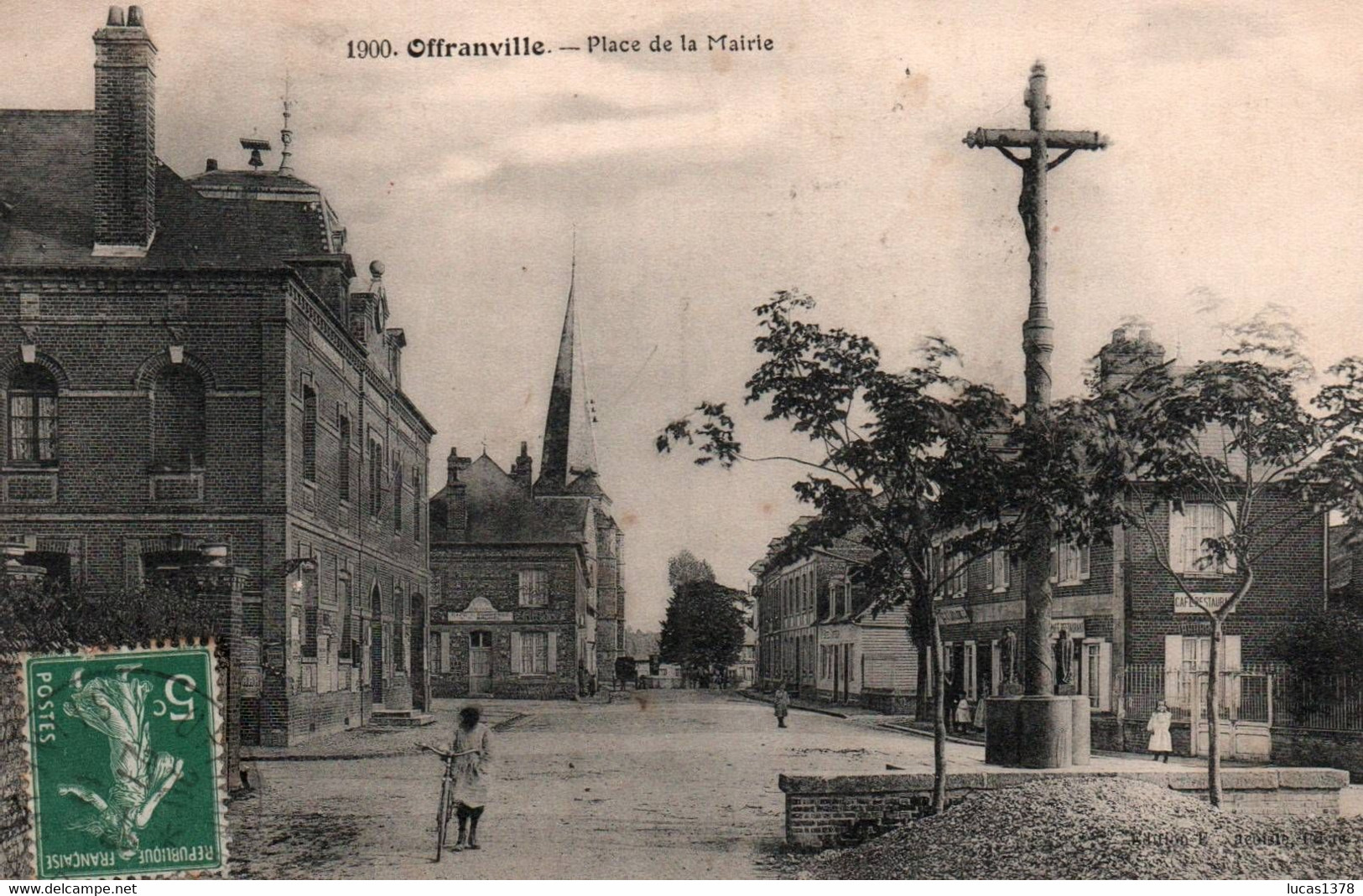 76 /OFFRANVILLE / PLACE DE LA MAIRIE / TRES JOLIE CARTE - Offranville