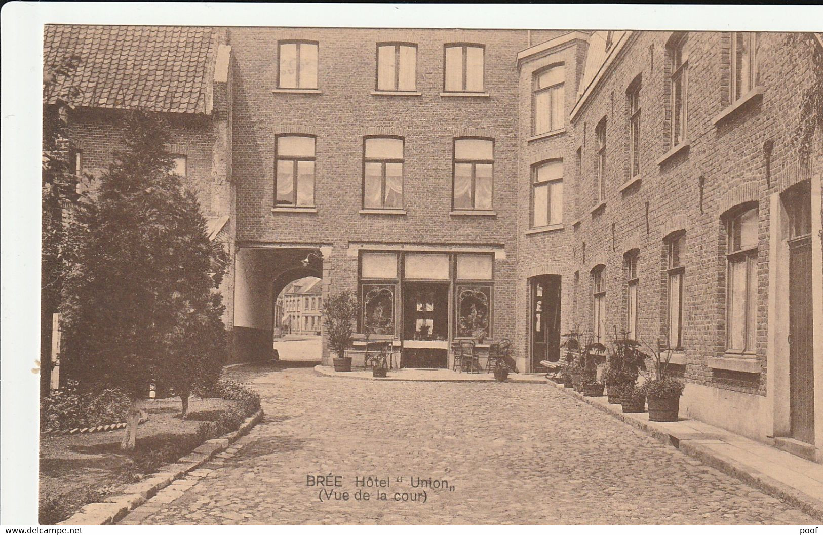 Bree : Hotel " Union " . Vue De La Cour - Bree