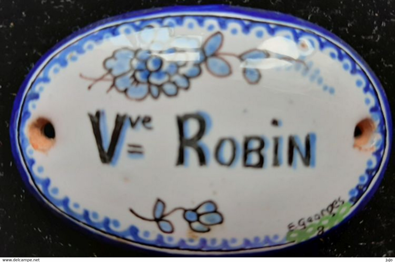 Autres Collections - FAIENCE DE NEVERS - Plaque Au Mon De " Vve ROBIN " - Signature E. Georges En Bas à Droite - Nevers (FRA)