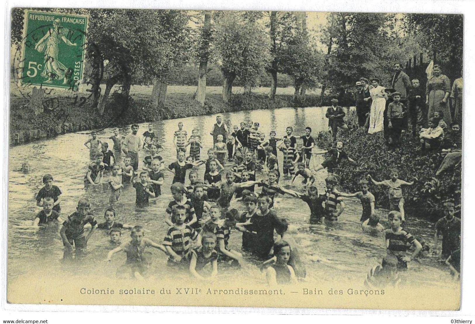 CPA 76 BELLECOMBRE COLONIE SCOLAIRE DU XVIIe ARRONDISSEMENT BAIN DES GARCONS - Bellencombre