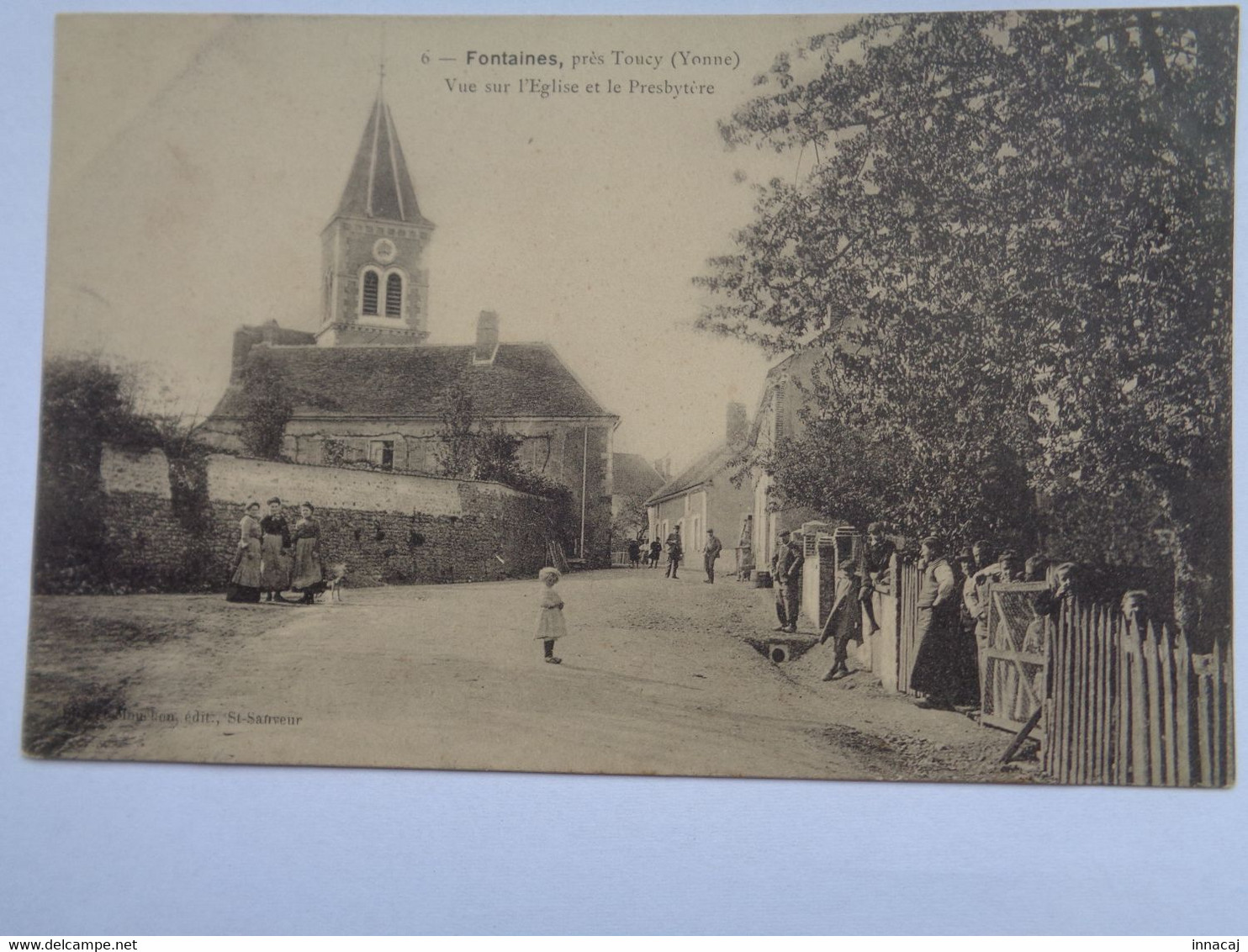 88-8-89.          FONTAINES        Près TOUCY     Vue Sur L'Eglise Et Le Presbytère. - Fontaines Salees