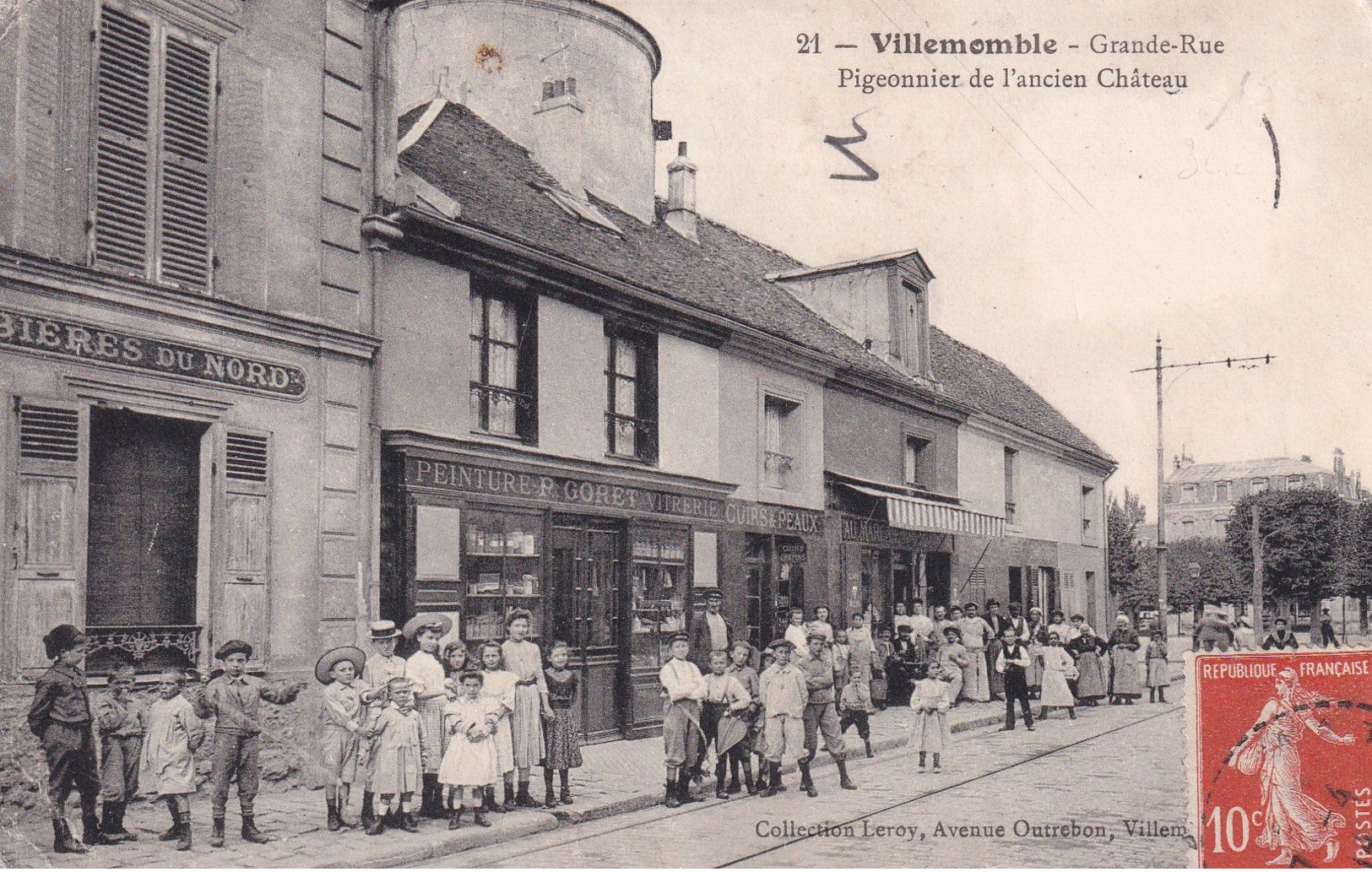 VILLEMOMBLE " Grande Rue , Belle Animation "     N°8194 - Villemomble