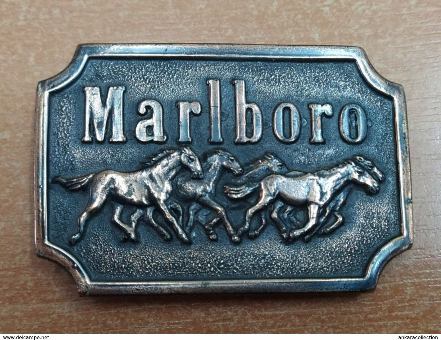 AC - MARLBORO CIGARETTE CAST IRON BELT BUCKLE ​​​​​​​HORSES - Broekriemen En Gespen