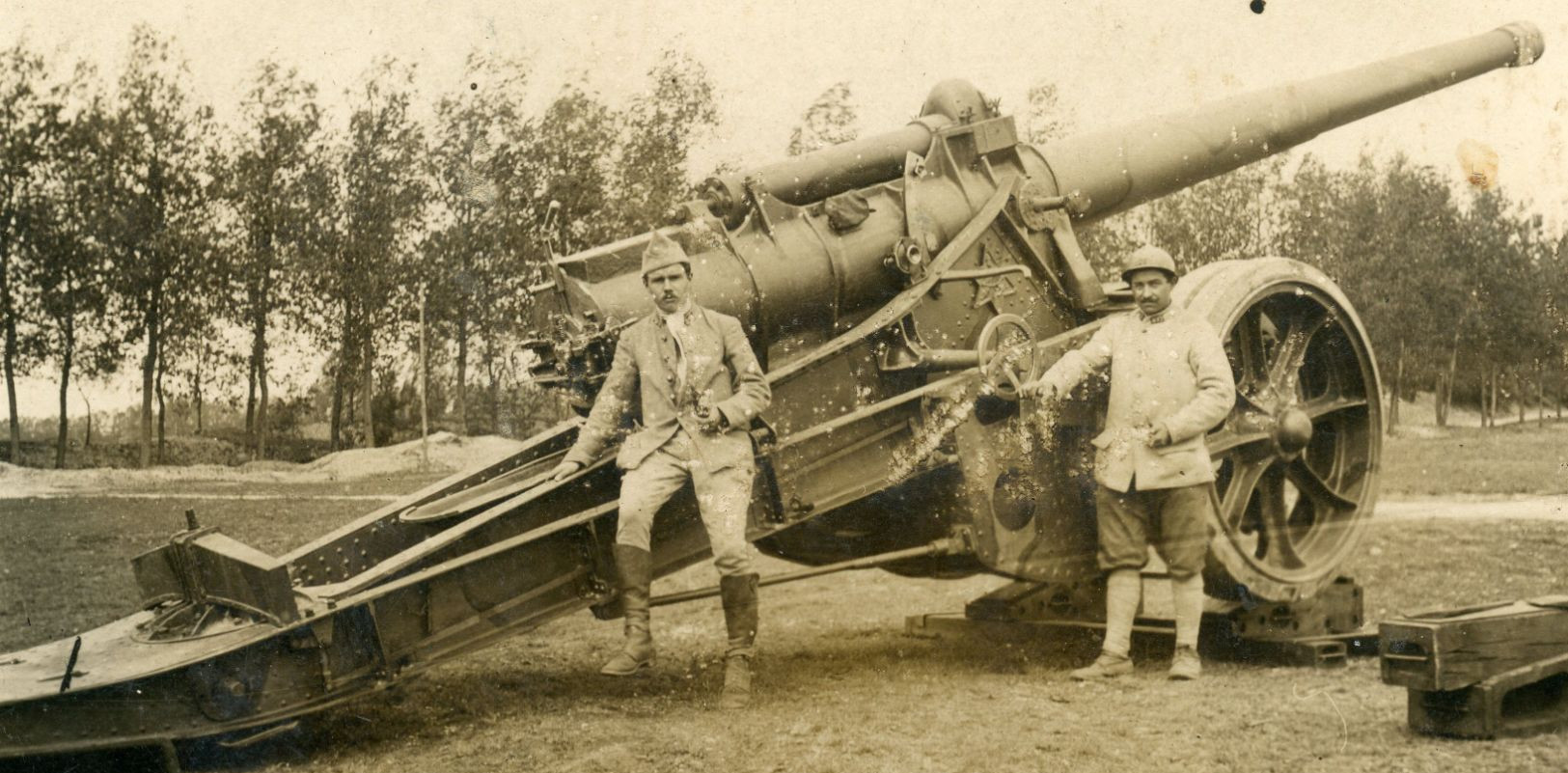 Carte Photo. Guerre 1914-18. Artillerie Lourde. Camp De ST-Dizier En 1917 Haute-Marne (52) Inscription Au Verso. - Guerre 1914-18