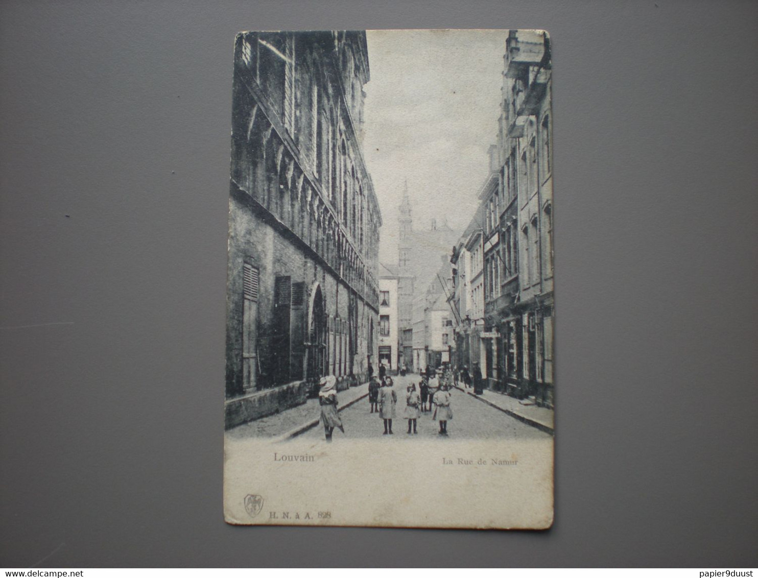 LOUVAIN - LA RUE DE NAMUR - H. N. N° 828 - Leuven