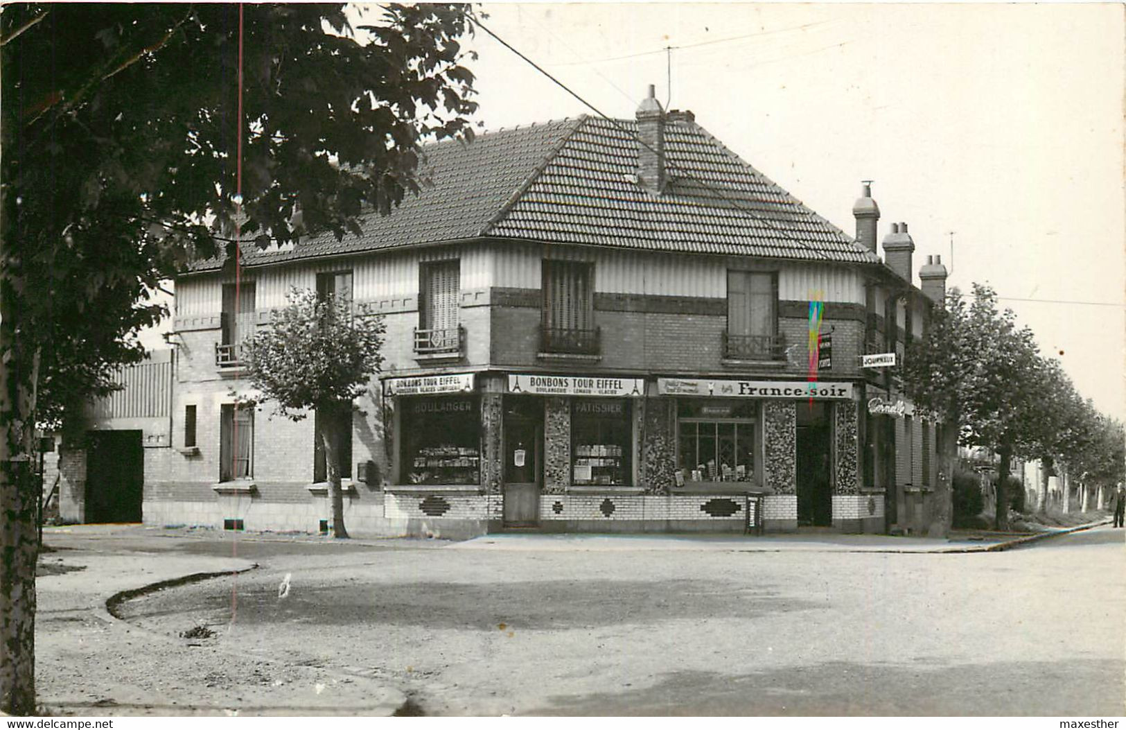 BOIS D'ARCY  Place Du Centre - SM - ( Boulanger Patissier ) - Bois D'Arcy