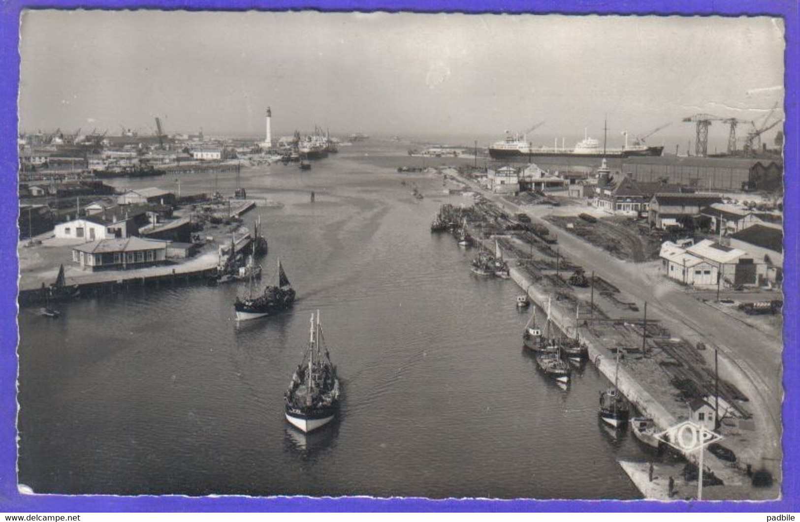 Carte Postale 59. Dunkerque  Chenal Et Cale Des Pêcheurs éditions TOP Très Beau Plan - Dunkerque