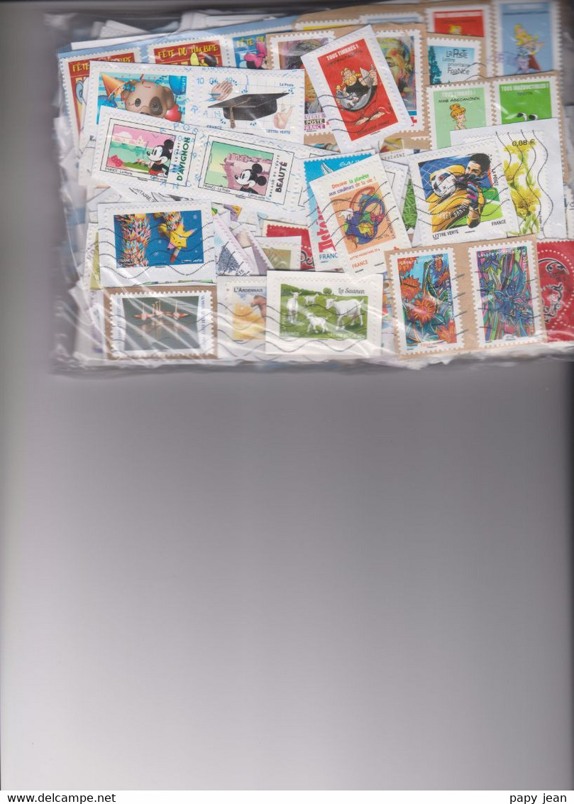 200 Grs TIMBRES Sur Fragments Grands Formats FRANCE Provenant Des Missions Et Organismes Caritatifs - Mezclas (min 1000 Sellos)