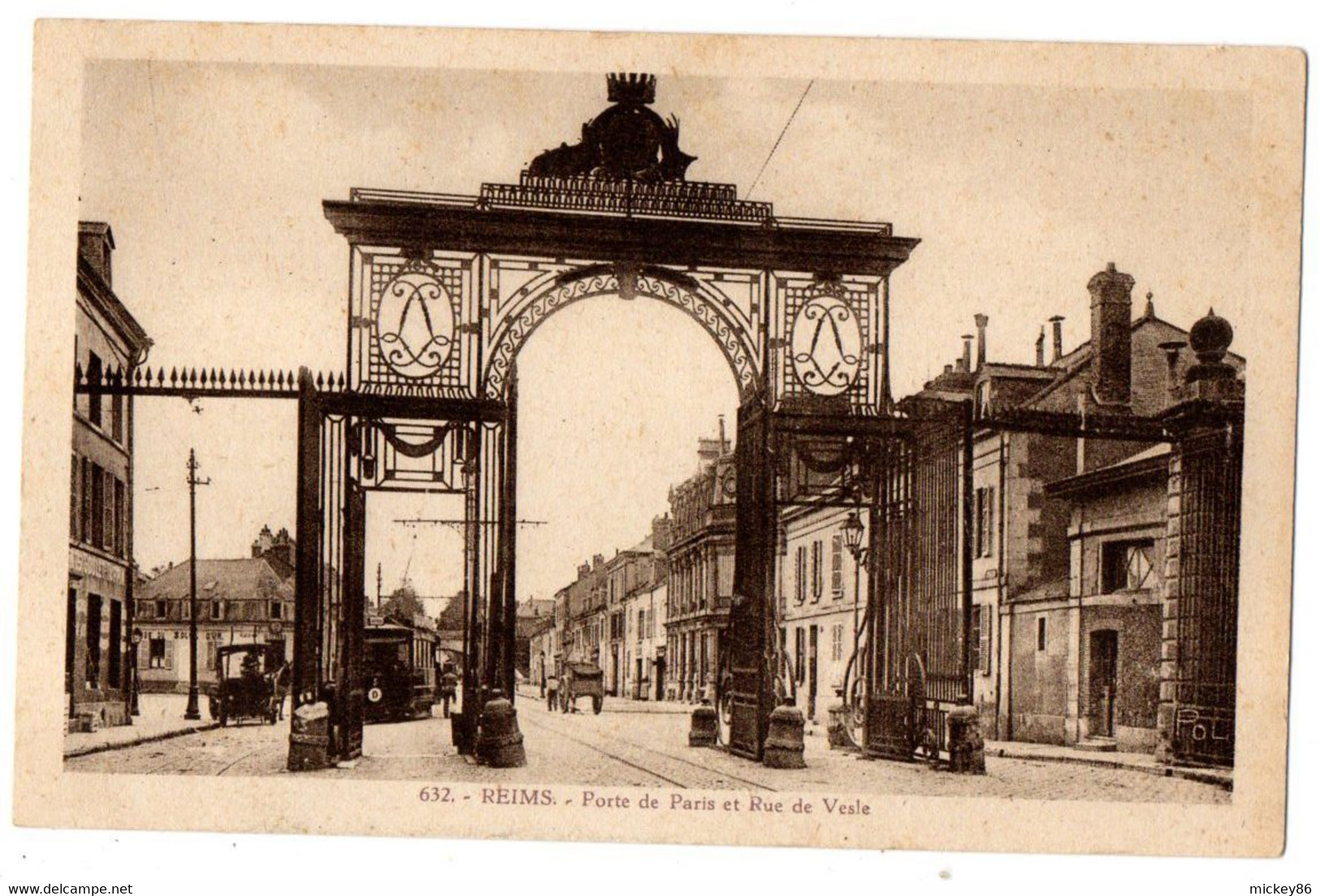 REIMS -- Porte De Paris Et Rue De Vesle  ( Attelage , Tramway ).....................à Saisir - Reims