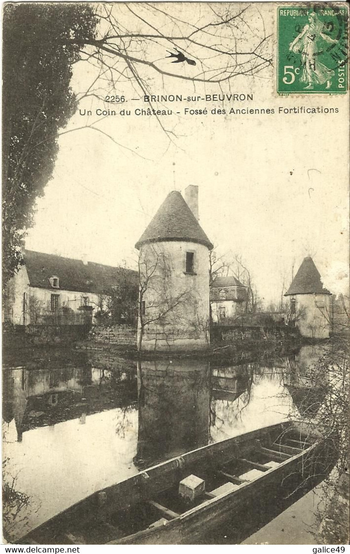 9127 - CPA Brinon Sur Beuvron - Un Coin Du Châteu - Fossé Des Anciennes Fortifications - Brinon Sur Beuvron