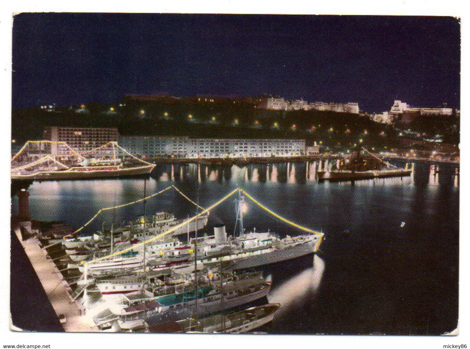 MONACO --1970--Le Port Et Les Bateaux Illuminés-au Fond Le Palais......à Saisir - Port