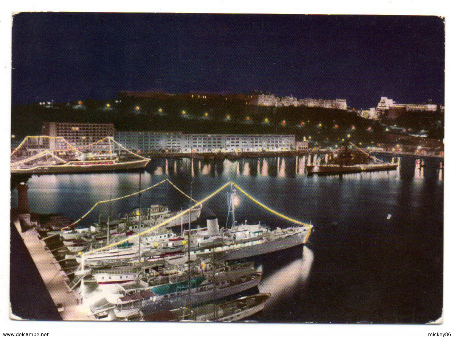 MONACO --1970--Le Port Et Les Bateaux Illuminés-au Fond Le Palais......à Saisir - Porto