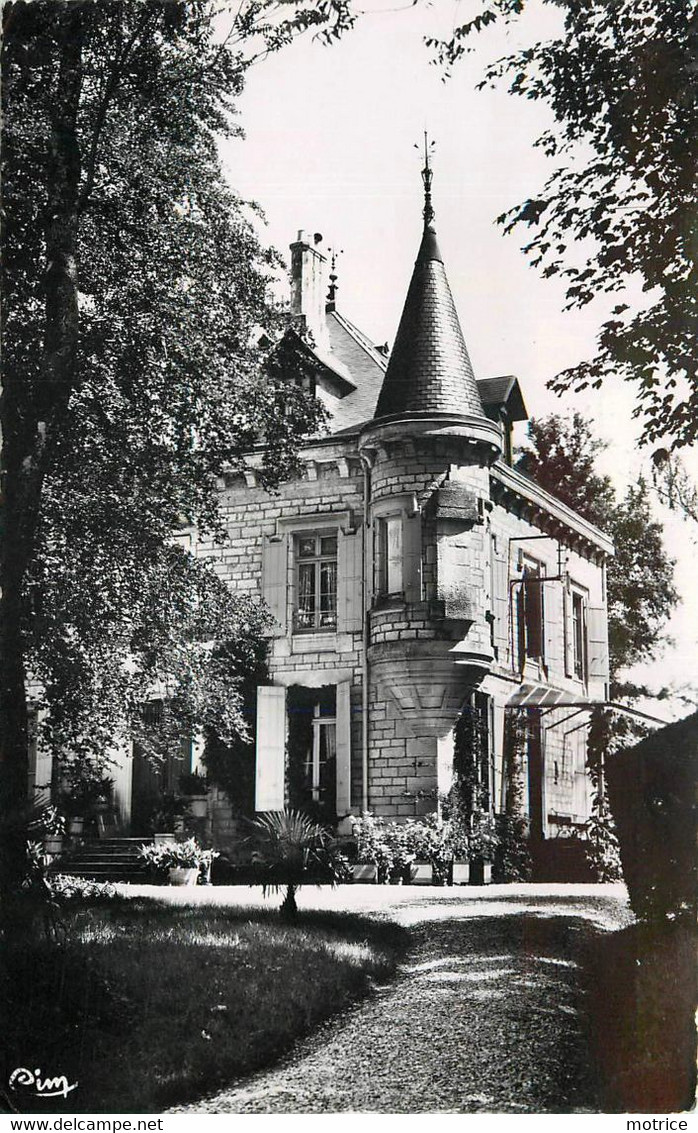 VILLERS-FARLAY - Le Château. - Villers Farlay
