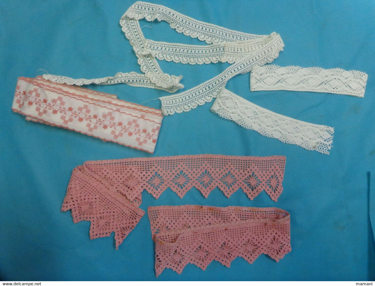 Lot De Dentelle Ancienne  Mecanique Et Crochete (voir Dimensions) - Laces & Cloth