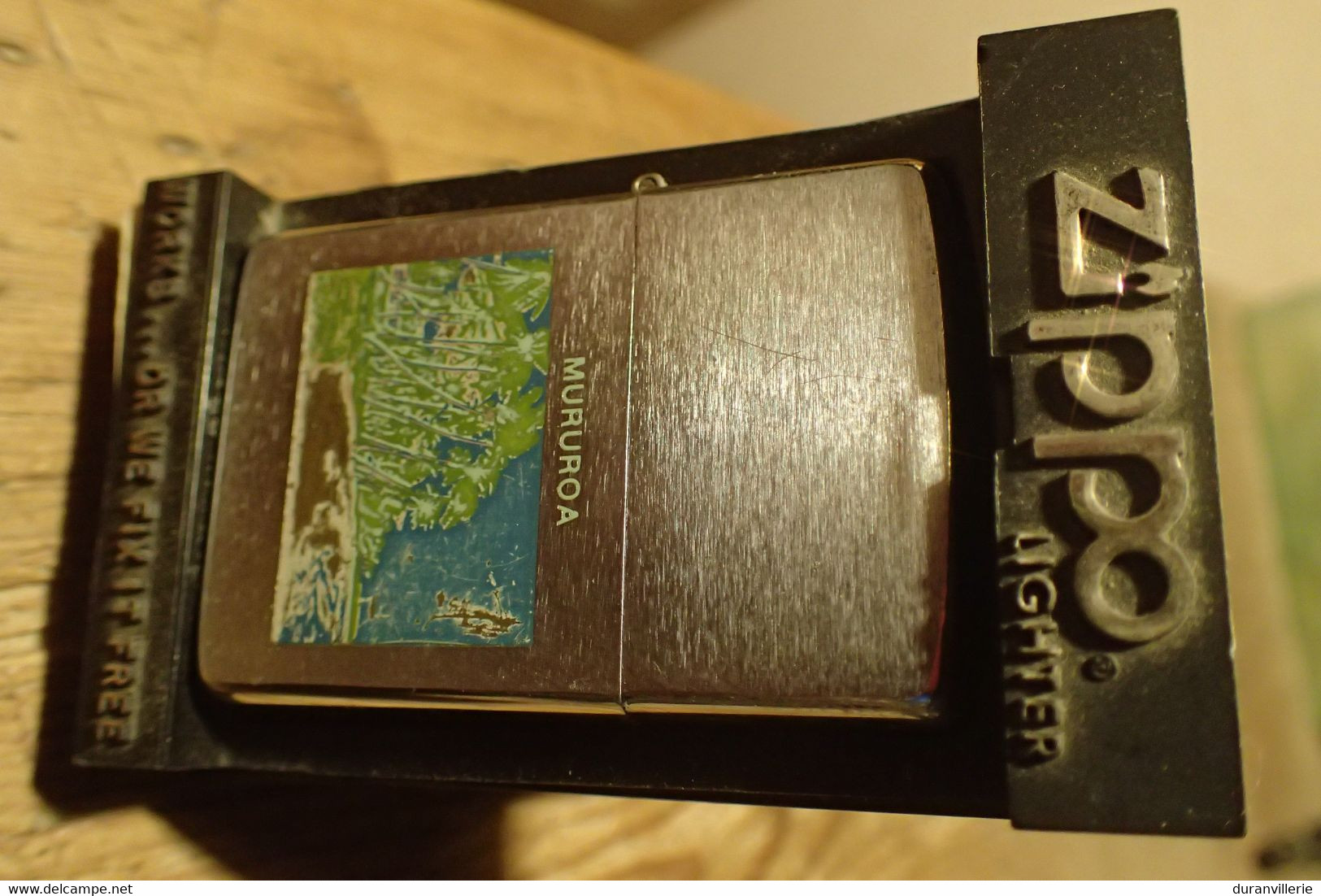 Original Zippo Mururoa ( Atoll ) Bricquet Rare Bradford + étui - Zippo