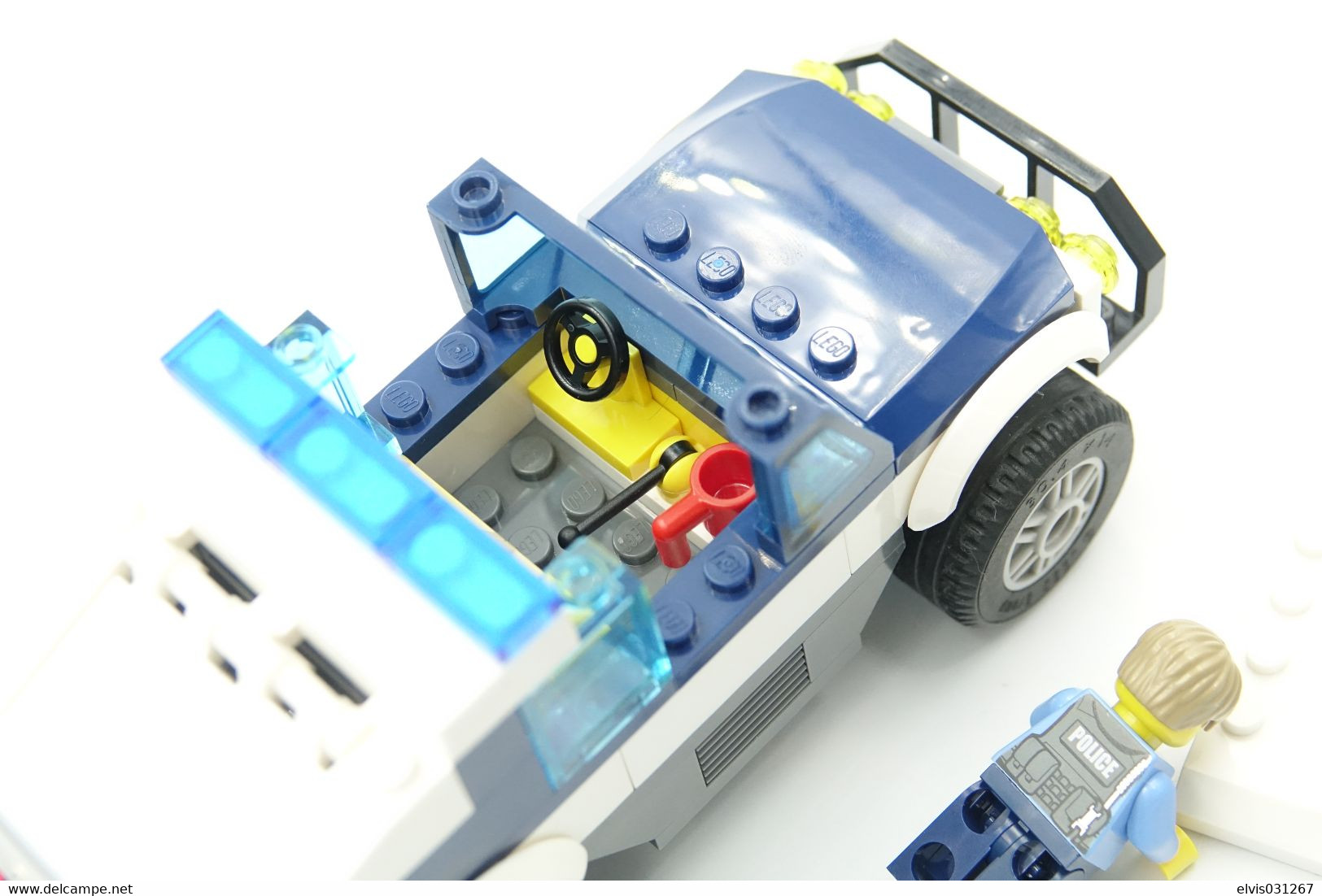 LEGO - 60007 High Speed Chase Police Car With Minifigure - Original Lego 2011 - Vintage - Catalogs