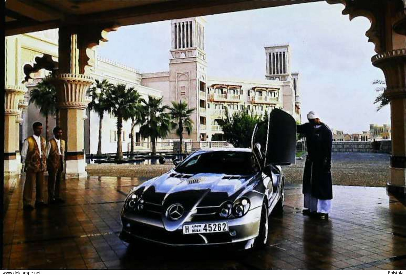 ► Auto MERCEDES-BENZ  - SLR  McLAREN  - DUBAI Hotel - Emirats Arabes Unis