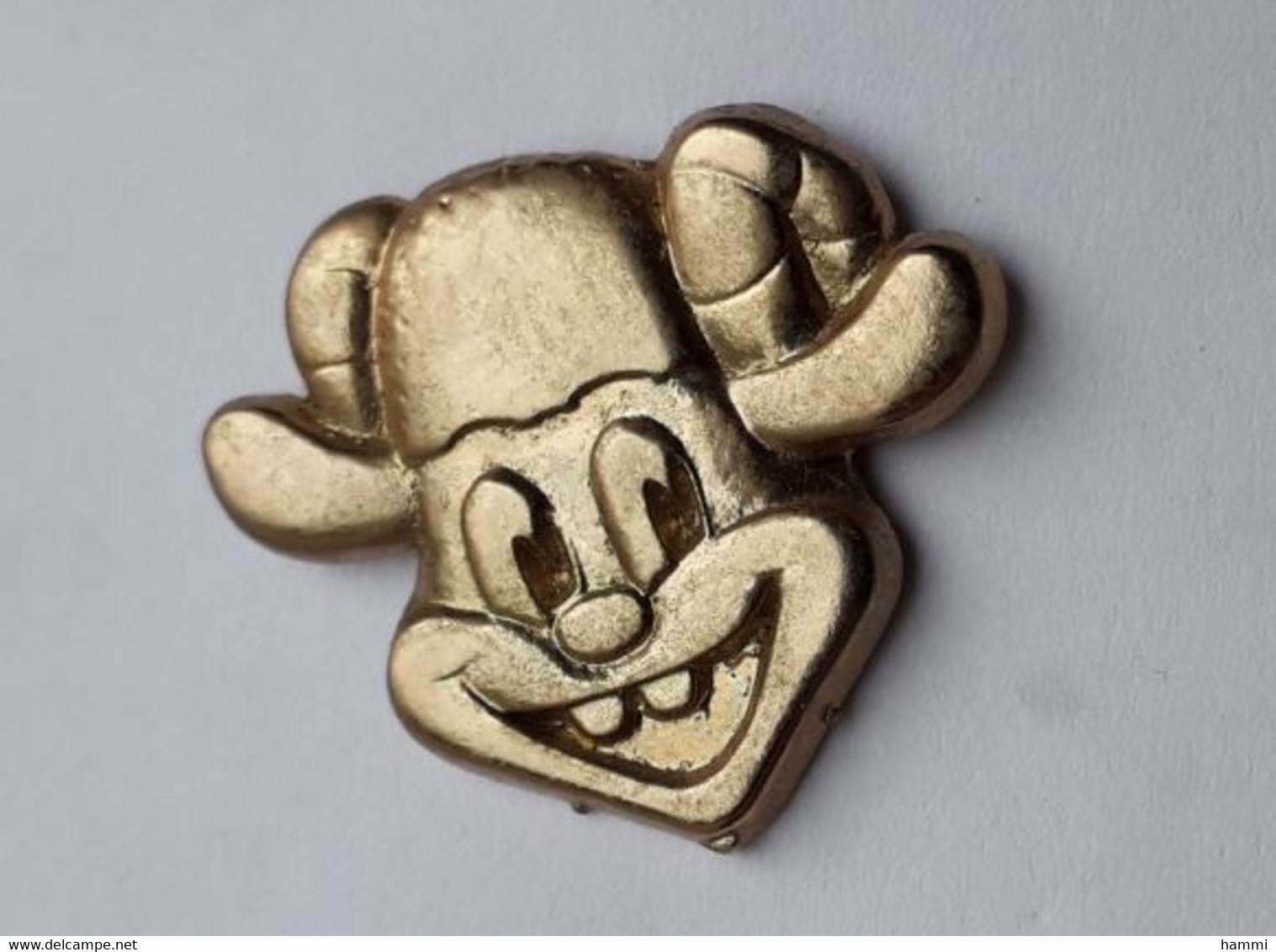 BD195 Pin's Tête D'un Personnage Inconnu ? QUI Est-ce ? Achat Immédiat - Disney