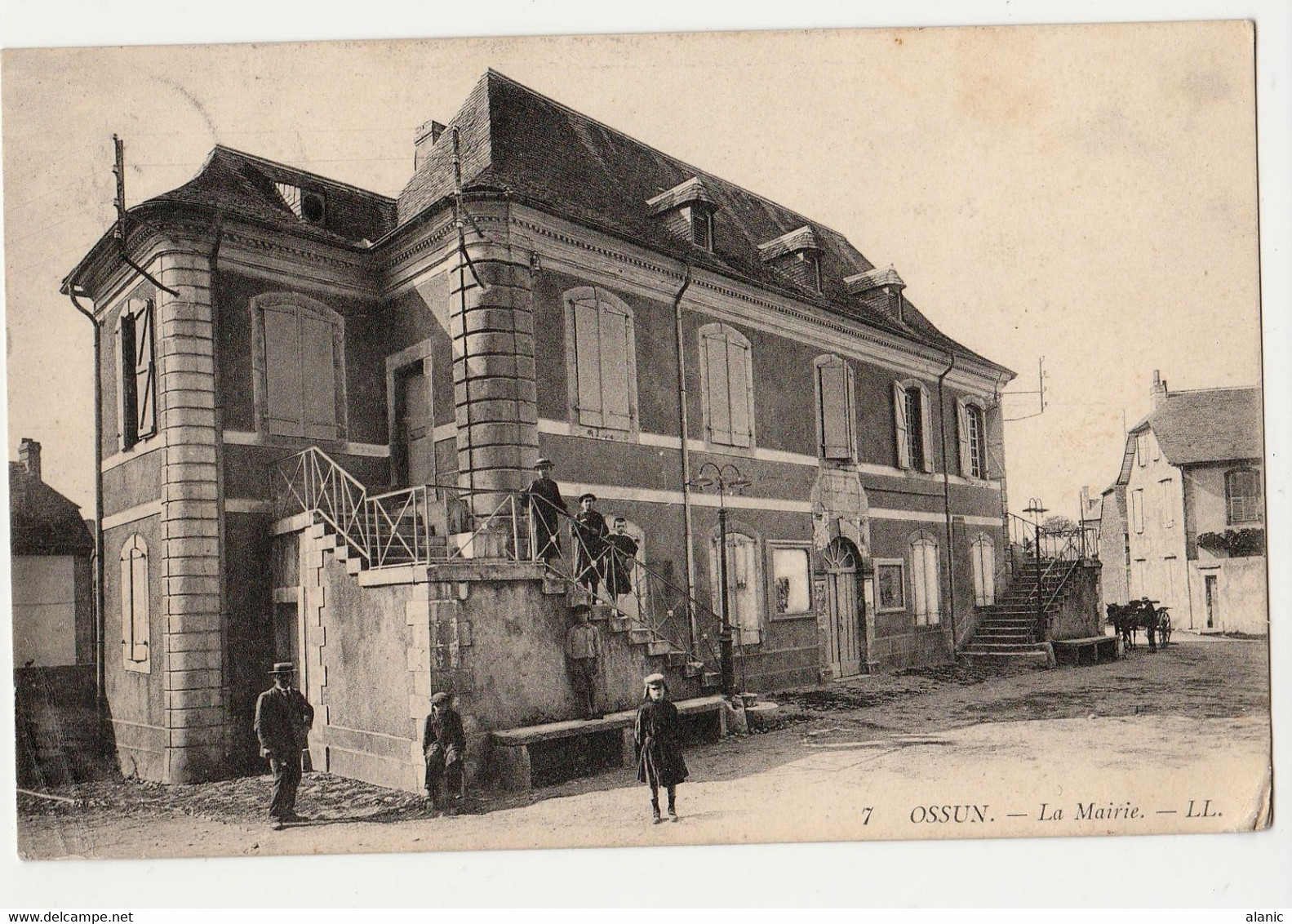 [65] Hautes Pyrénées > Ossun CPA LA MAIRIE(Animée)  CIRCULEE - Ossun