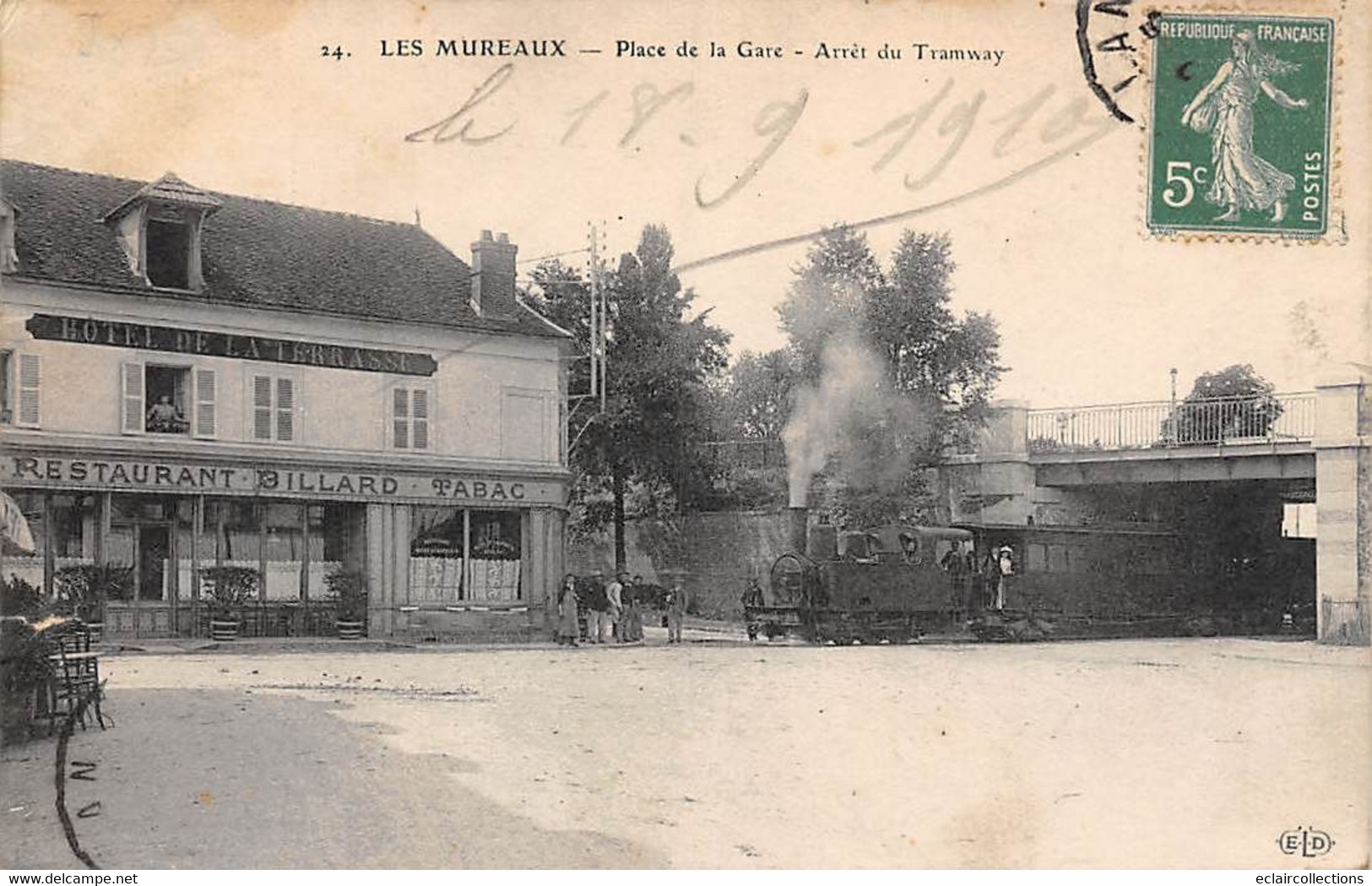 Les Mureaux       78       Place De La Gare. Arrivée Du Tramway  .Hôtel De La Terrasse - Petite Déchirure (voir Scan) - Les Mureaux