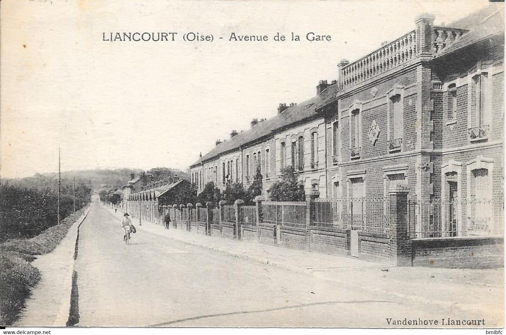 LIANCOURT - Avenue De La Gare (1928) - Liancourt